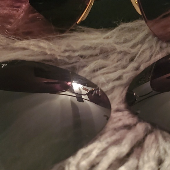 AUTHENTIC Ray-Ban Sunglasses - Picture 7 of 8